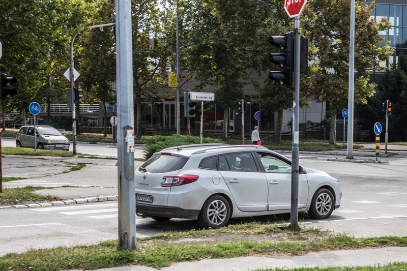 Illustration for article titled Euro cars photo dump